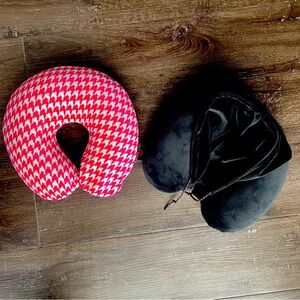 Bundle of Black HIGH SIERRA Hooded & Pink Neck Travel Pillow